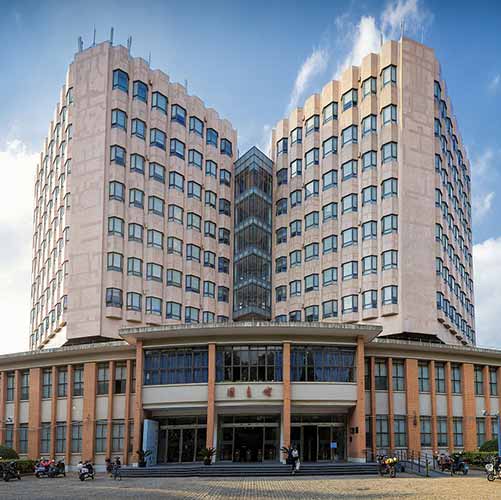 同济大学